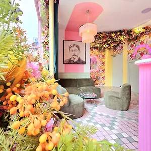*** Hotel La Petite Rosa Francia